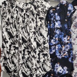 2 Vera Wang Sleeveless Multicolored Pleated Blouse